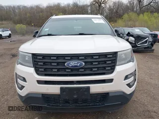 2017 Ford Explorer Sport with VIN 1FM5K8GT0HGC58953, listed as a IAAI auction lot 42079041 with 264,639 mi miles and . Bid and sale history available at carsss.com. Image 12.