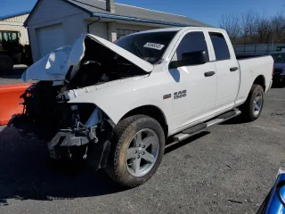 2017 Ram 1500 ST z VIN 1C6RR7FT0HS644533, wystawiony jako Copart lot #50566545 z przebiegiem Nie podano mil oraz Szkoda całkowita • Salvage title. Historia ofert i sprzedaży dostępna na DreamBid. Obrazek 1.