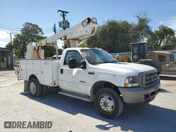 2003 Ford F-450 with VIN 1FDXF47P43EC43305, listed as a Copart auction lot 77823294 with 204,810 mi miles and Clean title. Bid and sale history available at DreamBid. Image 4.