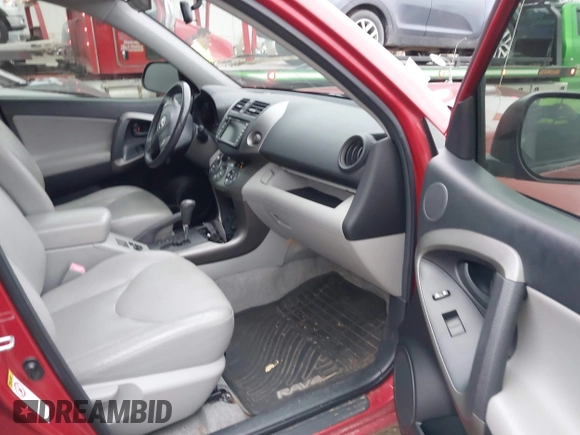 2011 Toyota RAV4 Ltd with VIN JTMDK4DV8B5103763, listed as a IAAI auction lot 40925549 with 1 mi miles. Bid and sale history available at carsss.com. Image 5.