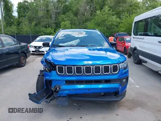 2024 Jeep Compass Latitude с VIN 3C4NJDBNXRT118589, выставлен на аукционе IAAI как лот 42597240 с пробегом 32 098 миль миль и . История ставок и продаж доступна на DreamBid. Изображение 12.