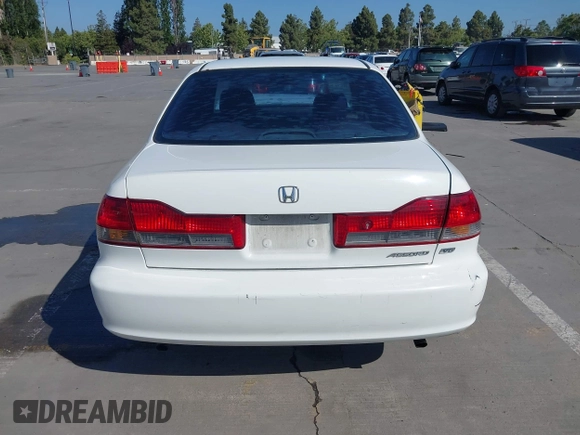 2001 Honda Accord EX z VIN 1HGCG16501A074615, wystawiony jako IAAI lot #42297708 z przebiegiem 187 936 mil mil oraz . Historia ofert i sprzedaży dostępna na DreamBid. Obrazek 16.