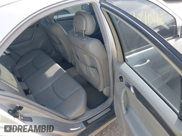 2003 Mercedes-Benz C 230 Kompressor with VIN WDBRF40J33F431857, listed as a IAAI auction lot 41810168 with 120,096 mi miles and . Bid and sale history available at DreamBid. Image 8.