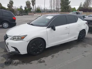 2013 Lexus CT 200h z VIN JTHKD5BH9D2172419, wystawiony jako IAAI lot #41968975 z przebiegiem 221 084 mil mil oraz . Historia ofert i sprzedaży dostępna na DreamBid. Obrazek 2.