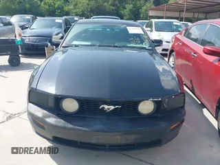 2008 Ford Mustang GT Deluxe with VIN 1ZVHT82H985134187, listed as a IAAI auction lot 42496490 with 247,447 mi miles and . Bid and sale history available at DreamBid. Image 6.