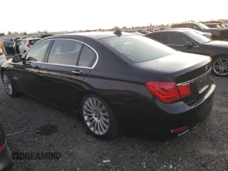 2012 BMW 7 Series with VIN WBAKX8C52CC198431, listed as a Copart auction lot 87894075 with 72,818 mi miles and Clean title. Bid and sale history available at DreamBid. Image 2.