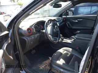 2021 Chevrolet Blazer RS z VIN 3GNKBERS4MS523208, wystawiony jako IAAI lot #42078498 z przebiegiem 63 851 mil mil oraz . Historia ofert i sprzedaży dostępna na DreamBid. Obrazek 19.