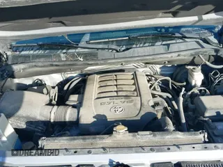 2016 Toyota Tundra Platinum with VIN 5TFAY5F17GX549223, listed as a IAAI auction lot 41257326 with 163,935 mi miles and . Bid and sale history available at DreamBid. Image 20.