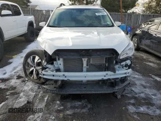 2022 Subaru Ascent Premium with VIN 4S4WMACD5N3405792, listed as a Copart auction lot 42853905 with 17,166 mi miles and Salvage title. Bid and sale history available at DreamBid. Image 5.