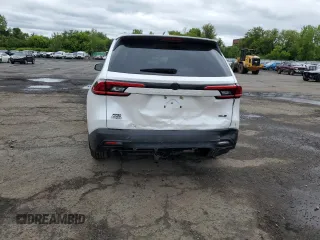 2024 Toyota Highlander XLE with VIN 5TDAAAB53RS064463, listed as a Copart auction lot 57293225 with 11,574 mi miles and Salvage title. Bid and sale history available at DreamBid. Image 6.