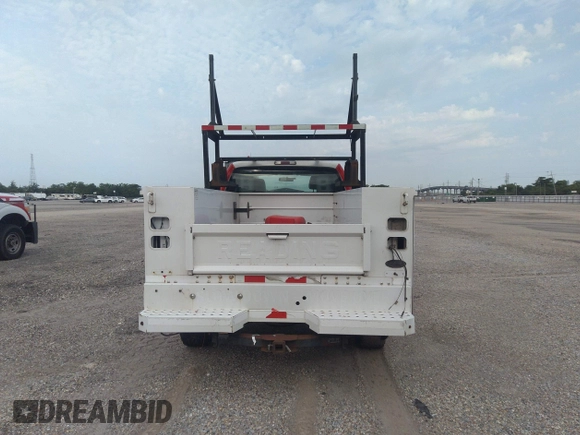 2016 Ford F-250 XL with VIN 1FD7X2B68GEC87426, listed as a IAAI auction lot 42014962 with 452,645 mi miles and . Bid and sale history available at DreamBid. Image 16.