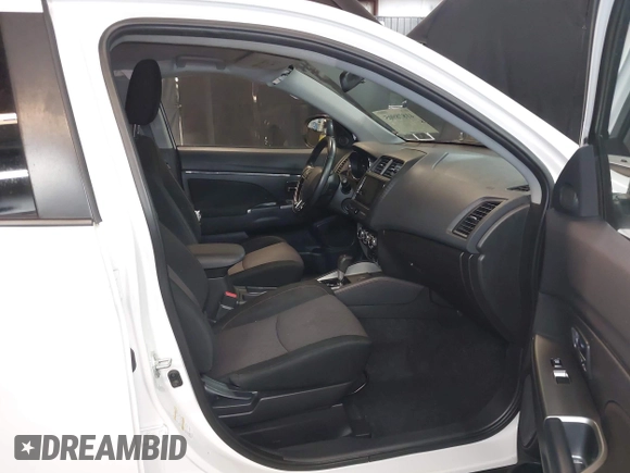 2019 Mitsubishi Outlander Sport SE 2.0 with VIN JA4AP4AU6KU007811, listed as a IAAI auction lot 41878905 with 34,348 mi miles. Bid and sale history available at carsss.com. Image 5.