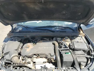 2018 Chevrolet Malibu LT with VIN 1G1ZD5ST7JF106663, listed as a Copart auction lot 58697225 with 249,808 mi miles and Salvage title. Bid and sale history available at DreamBid. Image 11.