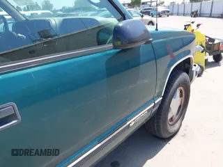 1997 Chevrolet Silverado 1500 with VIN 2GCEK19R0V1222296, listed as a IAAI auction lot 42195350 with 358,885 mi miles and . Bid and sale history available at DreamBid. Image 13.