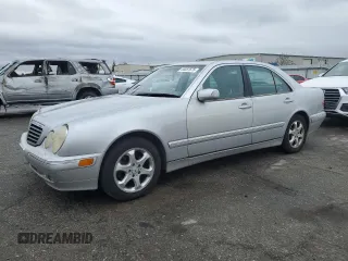 2002 Mercedes-Benz E-Class with VIN WDBJF65J02B446887, listed as a Copart auction lot 44057675 with 252,388 mi miles and Clean Title. Bid and sale history available at carsss.com. Image 1.