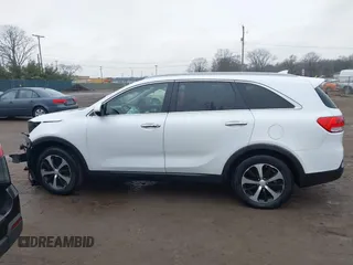 2017 Kia Sorento EX V6 with VIN 5XYPH4A57HG203255, listed as a IAAI auction lot 41178904 with 122,091 mi miles. Bid and sale history available at carsss.com. Image 13.