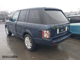2011 Land Rover Range Rover HSE with VIN SALME1D42BA335109, listed as a IAAI auction lot 41494989 with 102,676 mi miles. Bid and sale history available at carsss.com. Image 3.