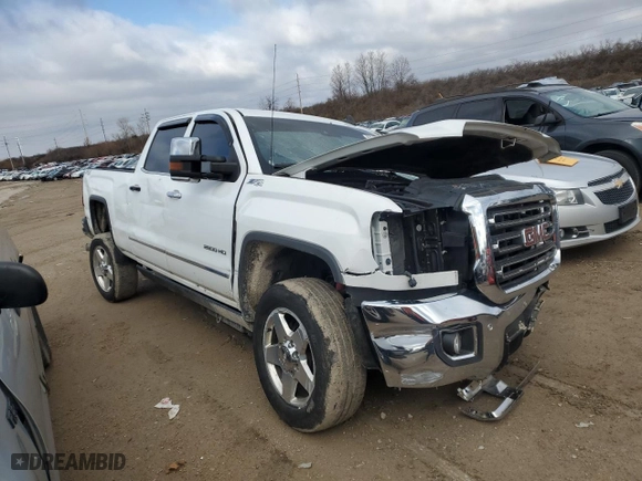 2015 GMC Sierra 2500HD available WiFi SLT with VIN 1GT12ZE86FF660390, listed as a Copart auction lot 82518914 with 0 mi miles and Salvage Title. Bid and sale history available at carsss.com. Image 4.