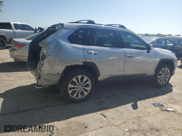 2023 Toyota RAV4 XLE Premium z VIN 2T3A1RFV4PW405924, wystawiony jako Copart lot #51875765 z przebiegiem 3 905 mil mil oraz Szkoda całkowita • Salvage title. Historia ofert i sprzedaży dostępna na DreamBid. Obrazek 3.