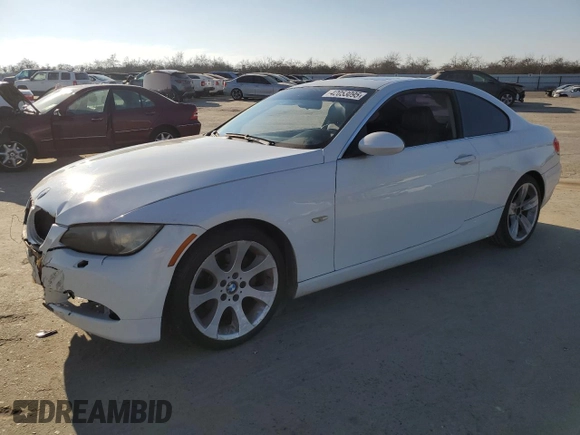 2007 BMW 3 Series 328i with VIN WBAWV13597P117499, listed as a Copart auction lot 42053095 with 230,508 mi miles and Salvage title. Bid and sale history available at DreamBid. Image 1.
