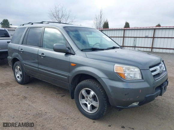 2008 Honda Pilot EX-L with VIN 5FNYF18748B029474, listed as a IAAI auction lot 41711002 with 185,035 mi miles. Bid and sale history available at carsss.com. Image 1.