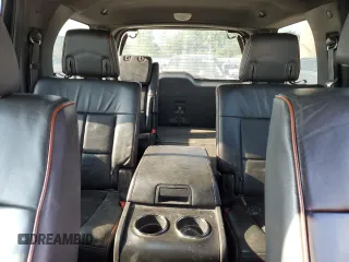 2008 Lincoln Navigator z VIN 5LMFU28598LJ01647, wystawiony jako Copart lot #58449865 z przebiegiem 171 060 mil mil oraz Czysty tytuł • Clean title. Historia ofert i sprzedaży dostępna na DreamBid. Obrazek 10.