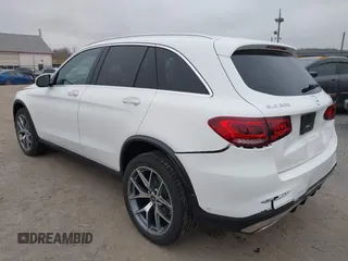 2022 Mercedes-Benz GLC 300 z VIN W1N0G8EB6NG096681, wystawiony jako IAAI lot #41775648 z przebiegiem 10 676 mil mil oraz . Historia ofert i sprzedaży dostępna na DreamBid. Obrazek 3.