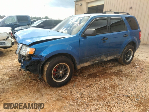 2011 Ford Escape XLT z VIN 1FMCU9DG8BKB22458, wystawiony jako IAAI lot #41134299 z przebiegiem 167 475 mil mil oraz . Historia ofert i sprzedaży dostępna na DreamBid. Obrazek 18.