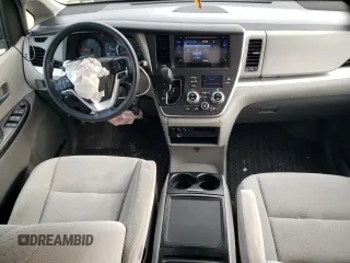 2016 Toyota Sienna LE AAS z VIN 5TDKK3DC7GS712022, wystawiony jako Copart lot #79108114 z przebiegiem 78 235 mil mil oraz Szkoda całkowita • Salvage title. Historia ofert i sprzedaży dostępna na DreamBid. Obrazek 8.