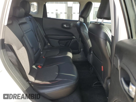 2018 Jeep Compass Trailhawk с VIN 3C4NJDDB9JT265364, выставлен на аукционе Copart как лот 52009185 с пробегом 92 086 миль миль и Списание • Salvage title. История ставок и продаж доступна на DreamBid. Изображение 10.