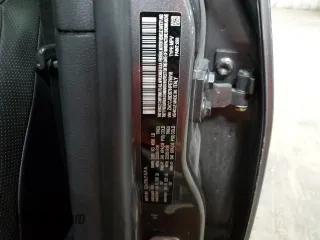 2017 Jeep Renegade Limited z VIN ZACCJBDB7HPE78018, wystawiony jako Copart lot #58027535 z przebiegiem 133 145 mil mil oraz Szkoda całkowita • Salvage title. Historia ofert i sprzedaży dostępna na DreamBid. Obrazek 13.