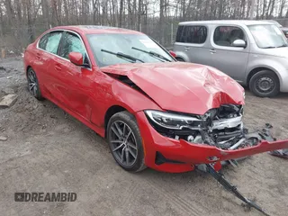 2022 BMW 3 Series 330i xDrive z VIN 3MW5R7J00N8C34538, wystawiony jako IAAI lot #41829381 z przebiegiem Nie podano mil oraz . Historia ofert i sprzedaży dostępna na DreamBid. Obrazek 1.