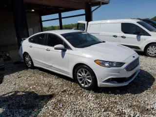 2017 Ford Fusion SE with VIN 3FA6P0H74HR391808, listed as a Copart auction lot 52087195 with 257,955 mi miles and Salvage title. Bid and sale history available at DreamBid. Image 4.