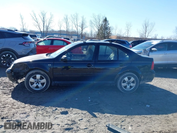 2003 Volkswagen Jetta GLS с VIN 3VWSK69M23M038677, выставлен на аукционе IAAI как лот 41760282 с пробегом 190 583 миль миль и . История ставок и продаж доступна на DreamBid. Изображение 15.
