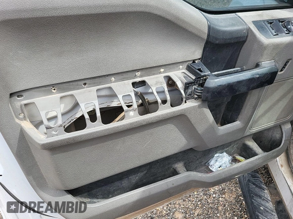 2017 Ford F-150 XL with VIN 1FTEW1EPXHKC33643, listed as a IAAI auction lot 42621248 with 55,893 mi miles and . Bid and sale history available at DreamBid. Image 26.