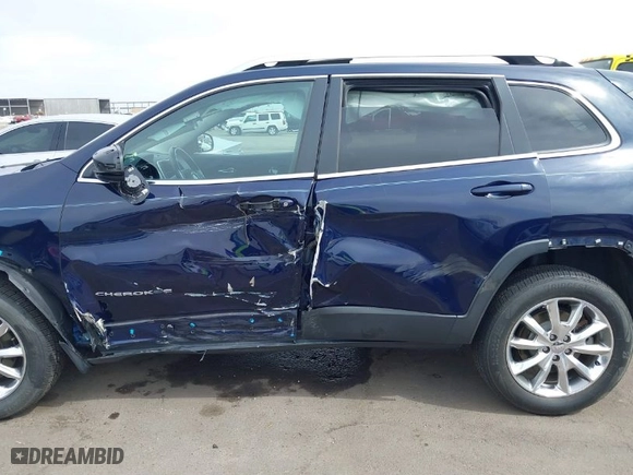 2014 Jeep Cherokee Limited with VIN 1C4PJMDS3EW121849, listed as a IAAI auction lot 41713331 with NaN miles. Bid and sale history available at carsss.com. Image 14.
