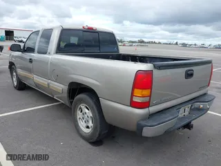 1999 Chevrolet Silverado 1500 LS with VIN 2GCEC19T6X1167722, listed as a IAAI auction lot 41741518 with 319,692 mi miles. Bid and sale history available at carsss.com. Image 3.