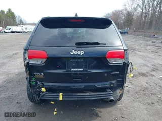 2018 Jeep Grand Cherokee Limited with VIN 1C4RJFBG9JC427825, listed as a IAAI auction lot 42028430 with 111,714 mi miles. Bid and sale history available at carsss.com. Image 16.