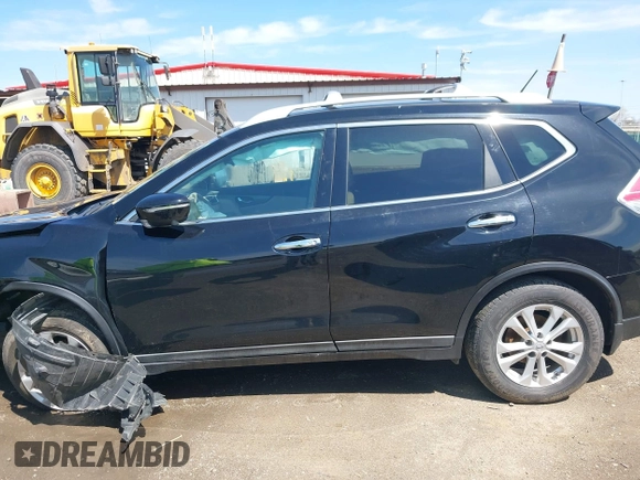 2015 Nissan Rogue SL with VIN 5N1AT2MV0FC767735, listed as a IAAI auction lot 41952625 with 134,870 mi miles and . Bid and sale history available at carsss.com. Image 14.