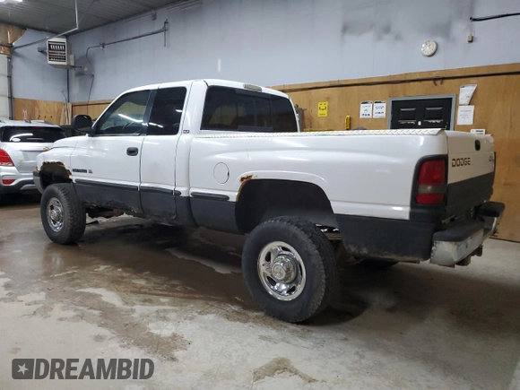 1999 Dodge 2500 with VIN 3B7KF23Z5XG126714, listed as a Copart auction lot 61977325 with 198,740 mi miles and Clean title. Bid and sale history available at DreamBid. Image 2.