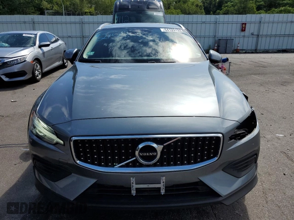 2020 Volvo V60 z VIN YV4102WKXL1042938, wystawiony jako Copart lot #64123133 z przebiegiem 31 611 mil mil oraz . Historia ofert i sprzedaży dostępna na DreamBid. Obrazek 5.