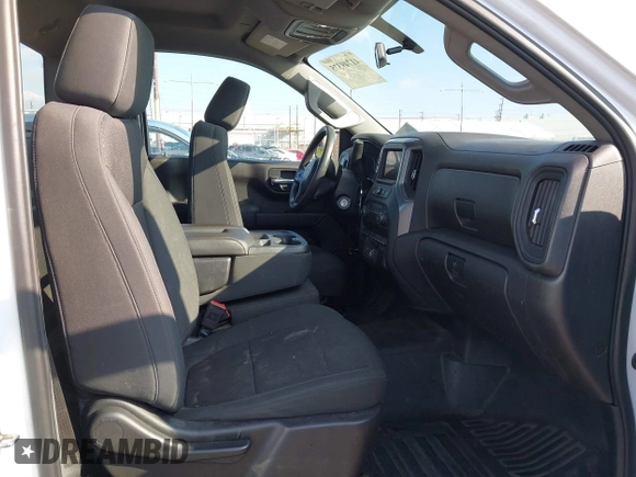 2020 Chevrolet Silverado 1500 Work Truck with VIN 3GCNWAEF6LG278389, listed as a IAAI auction lot 41749375 with 133,647 mi miles. Bid and sale history available at carsss.com. Image 5.