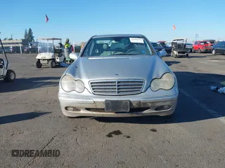 2001 Mercedes-Benz C 320 with VIN WDBRF64J41F033463, listed as a IAAI auction lot 38286733 with 236,726 mi miles and . Bid and sale history available at DreamBid. Image 6.