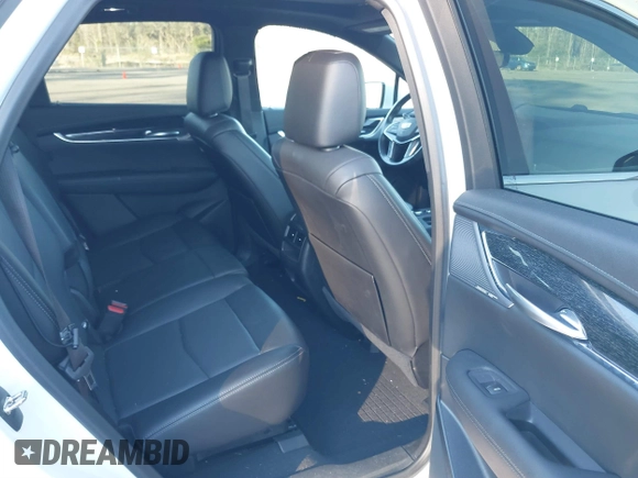 2021 Cadillac XT5 AWD Premium Luxury with VIN 1GYKNDRS3MZ115273, listed as a IAAI auction lot 41228531 with 46,556 mi miles. Bid and sale history available at carsss.com. Image 8.