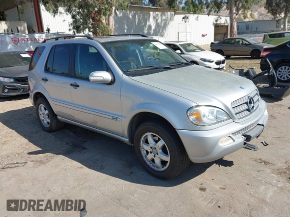 2003 Mercedes-Benz M 350 with VIN 4JGAB57EX3A438290, listed as a IAAI auction lot 42670213 with 246,915 mi miles and . Bid and sale history available at DreamBid. Image 1.