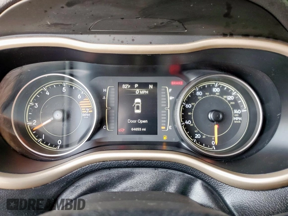 2017 Jeep Cherokee Latitude z VIN 1C4PJLCB9HW577712, wystawiony jako Copart lot #57877175 z przebiegiem 64 653 mil mil oraz Szkoda całkowita • Salvage title. Historia ofert i sprzedaży dostępna na DreamBid. Obrazek 9.