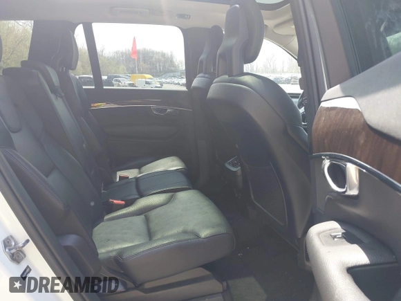 2016 Volvo XC90 T6 Momentum z VIN YV4A22PK1G1088978, wystawiony jako IAAI lot #42131256 z przebiegiem 96 710 mil mil oraz . Historia ofert i sprzedaży dostępna na DreamBid. Obrazek 8.