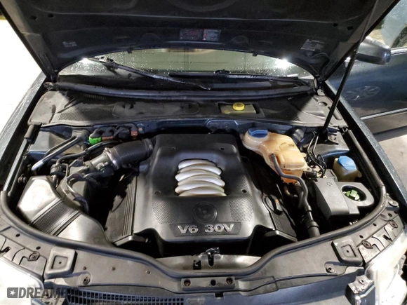 2003 Volkswagen Passat GLX with VIN WVWRH63B93P439225, listed as a Copart auction lot 47828655 with 149,263 mi miles and Salvage Title. Bid and sale history available at carsss.com. Image 11.