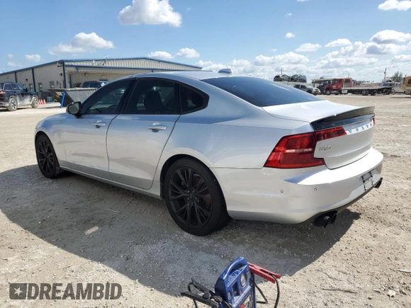 2017 Volvo S90 Momentum z VIN YV1102AK2H1010982, wystawiony jako Copart lot #78193174 z przebiegiem Nie podano mil oraz Nie do naprawy • Non repairable. Historia ofert i sprzedaży dostępna na DreamBid. Obrazek 2.