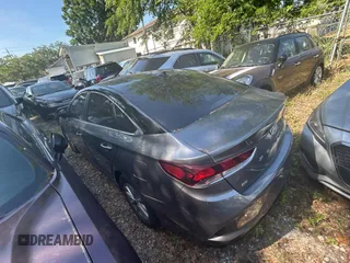 2018 Hyundai Sonata SE with VIN 5NPE24AF9JH613295, listed as a Copart auction lot 54958675 with 121,044 mi miles and Salvage Title. Bid and sale history available at carsss.com. Image 3.